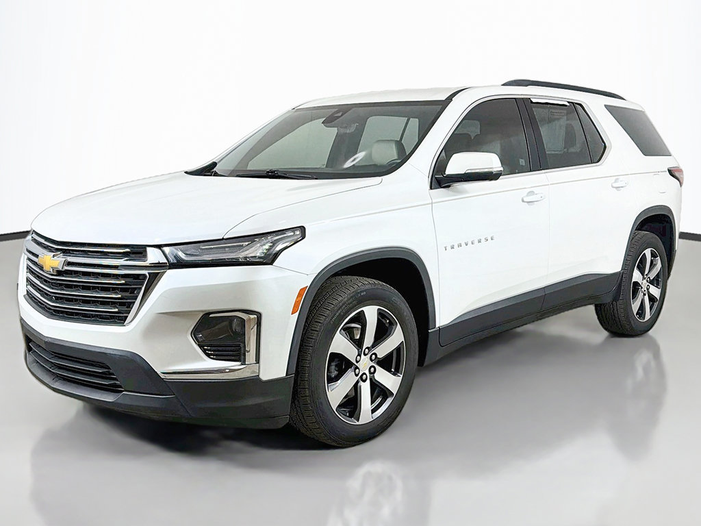 Used 2023 Chevrolet Traverse LT w/ LT Premium Package FWD image 12