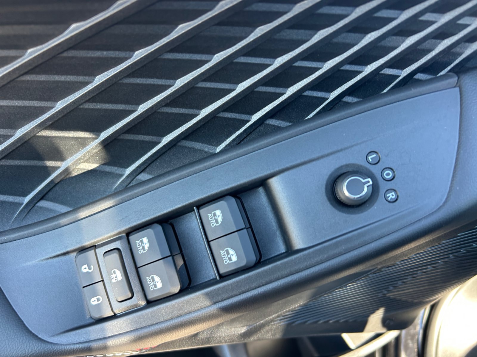 Used 2026 Dodge Charger R/T AWD/4WD image 13