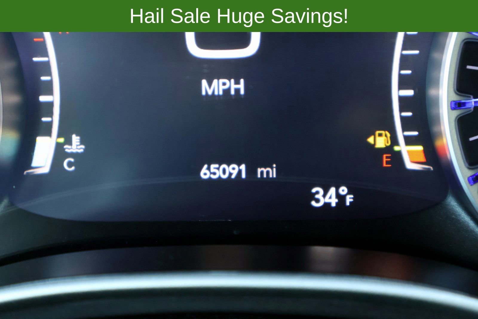 Used 2024 Chrysler Pacifica Touring-L FWD image 33
