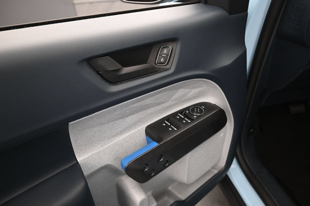New 2026 Ford Maverick XLT FWD image 9