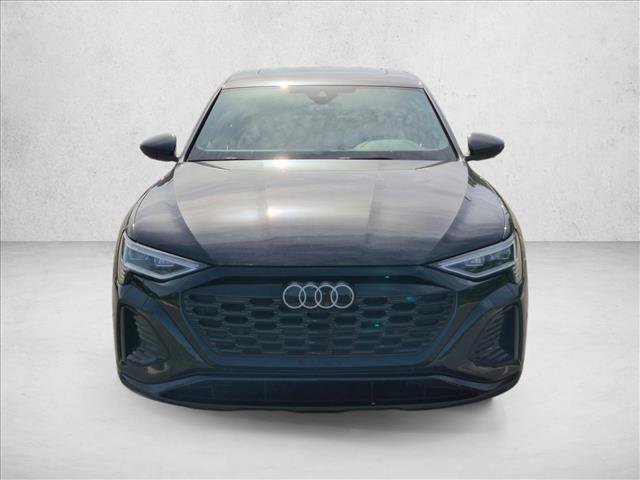 Used 2024 Audi Q8 e-tron Premium Plus w/ Premium Plus Package AWD/4WD image 2