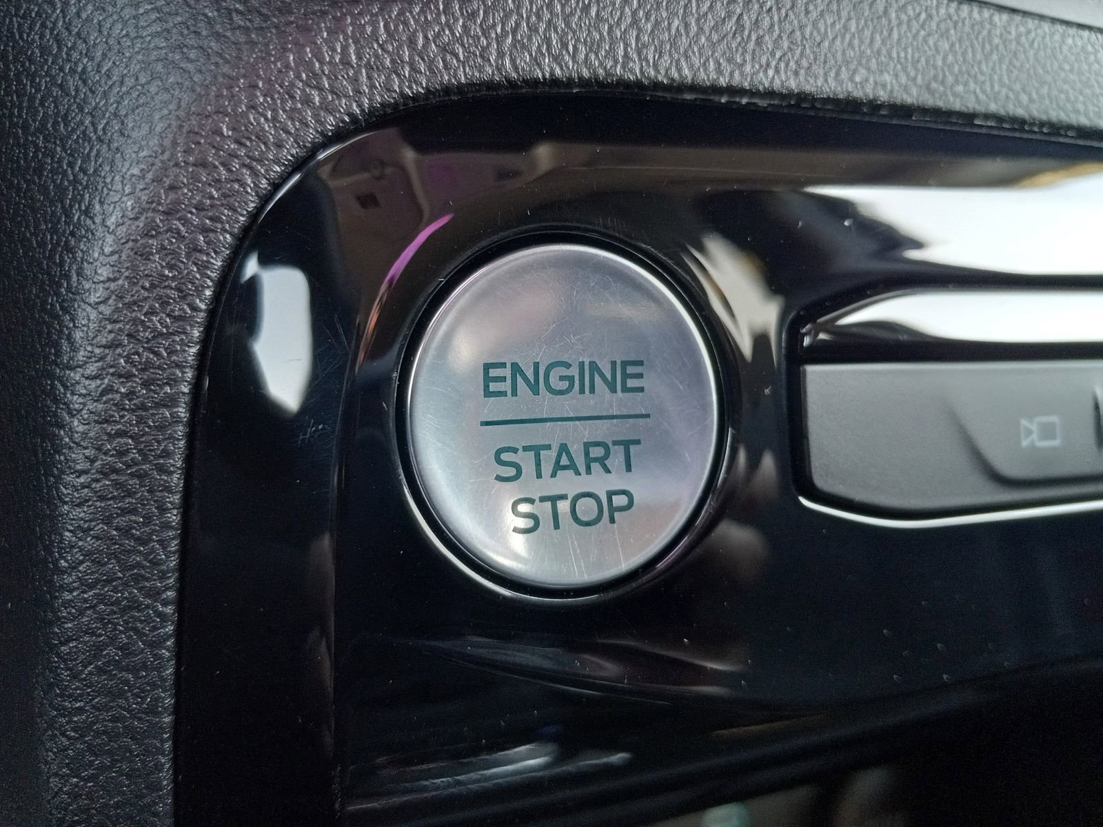 Used 2023 Ford Escape Active w/ Tech Pack #2 image 19