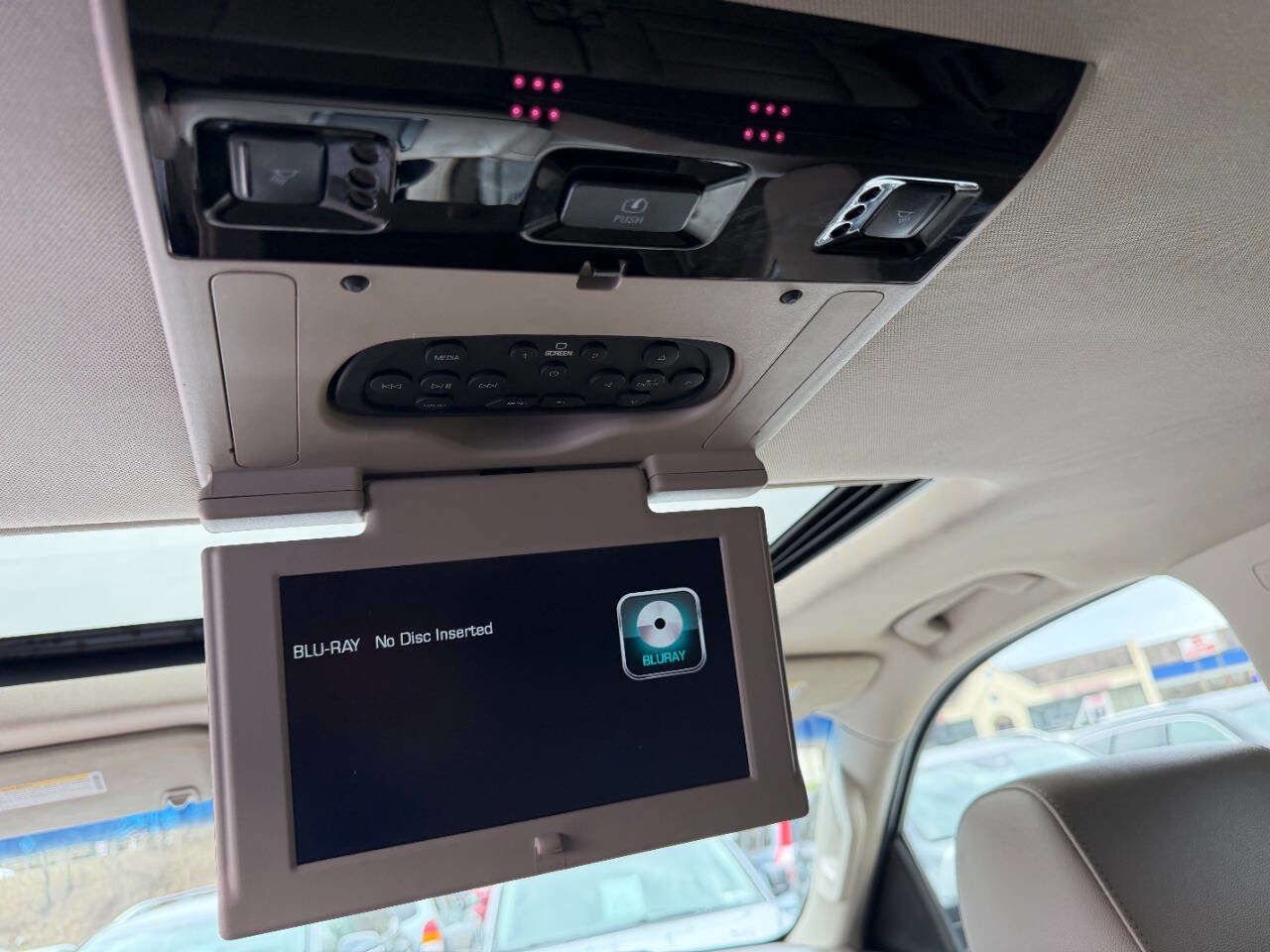 Used 2019 GMC Yukon XL SLT w/ Open Road Package image 35