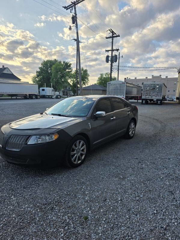 Used 2010 Lincoln MKZ FWD image 3