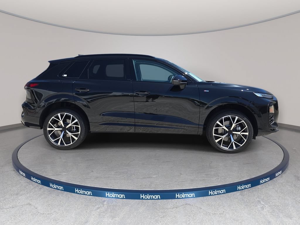 New 2026 Audi Q3 quattro 2.0T AWD/4WD image 4