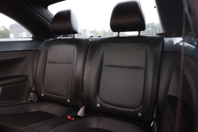 Used 2012 Volkswagen Beetle 2.5 FWD image 11