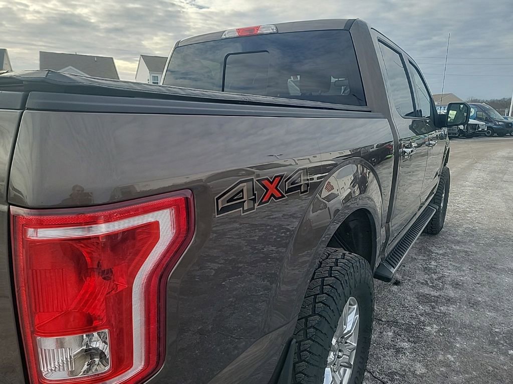 Used 2017 Ford F150 XLT w/ Equipment Group 302A Luxury image 9