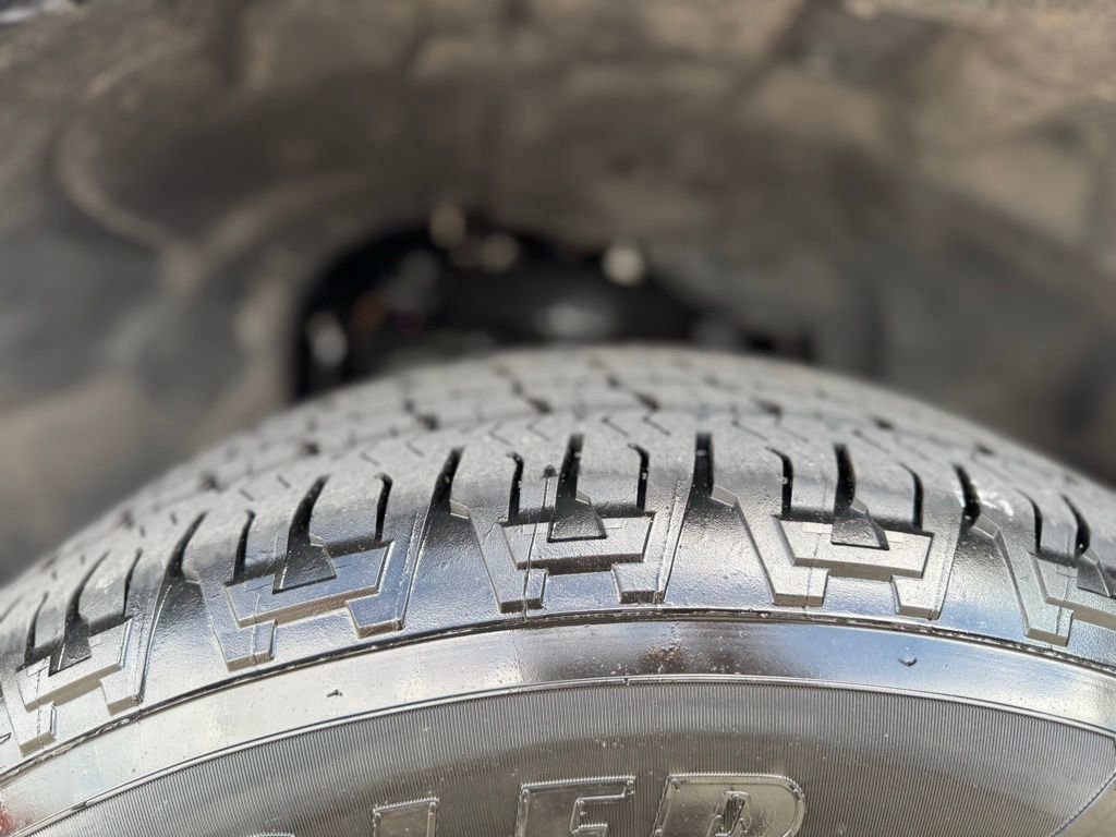 Used 2024 Ford Expedition XLT image 36