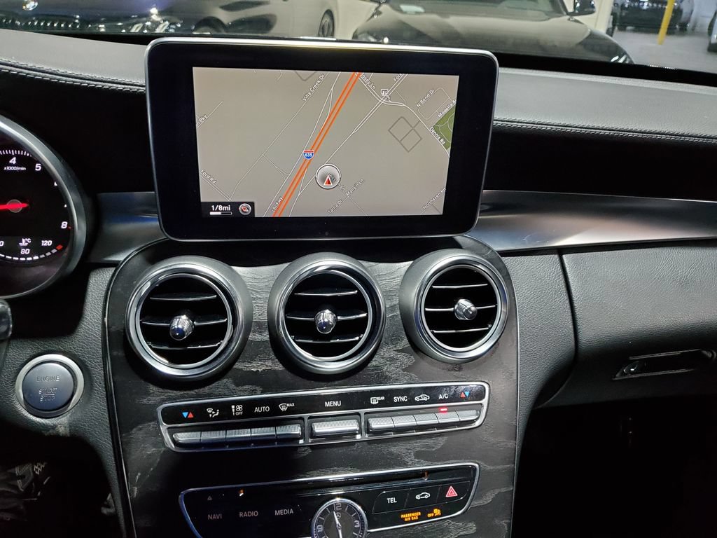 Used 2015 Mercedes-Benz C 300 4MATIC Sedan image 29