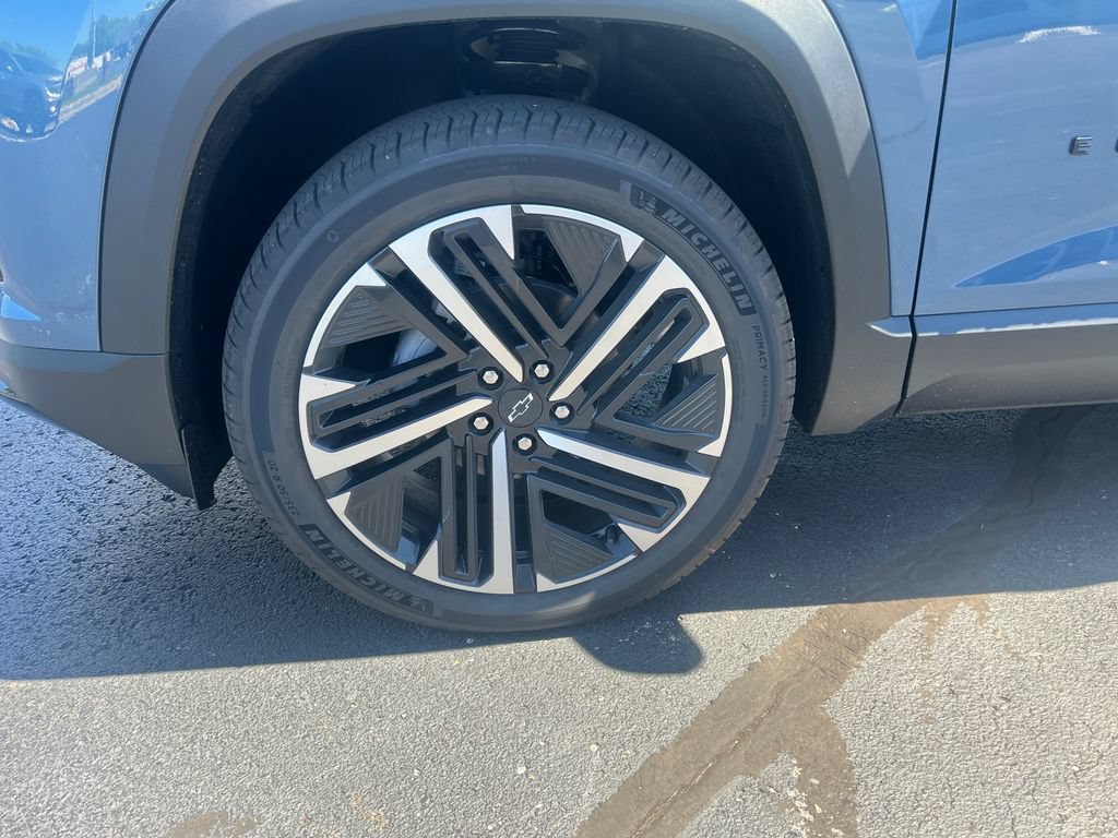 New 2026 Chevrolet Equinox RS w/ Convenience Package III AWD/4WD image 29