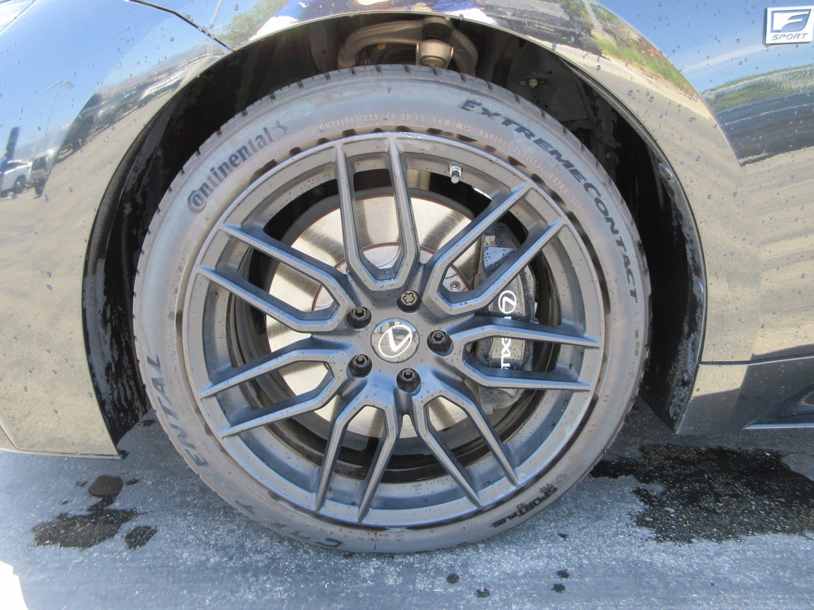 Used 2023 Lexus IS 500 w/ Accessory Package RWD image 19