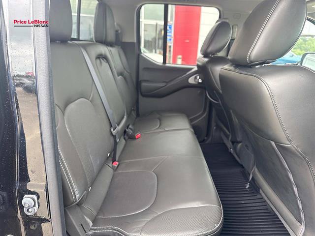 Used 2020 Nissan Frontier PRO-4X w/ Pro-4x Utility Package AWD/4WD image 9