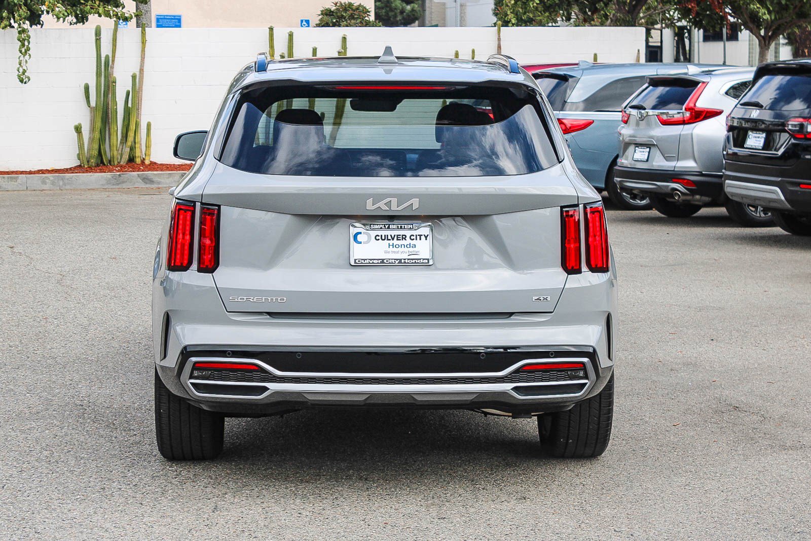 Used 2023 Kia Sorento SX image 8