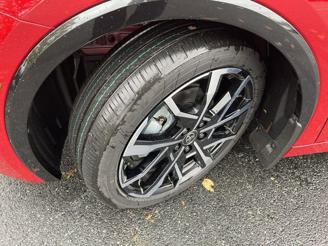 New 2026 Toyota Prius Plug-In Hybrid image 10