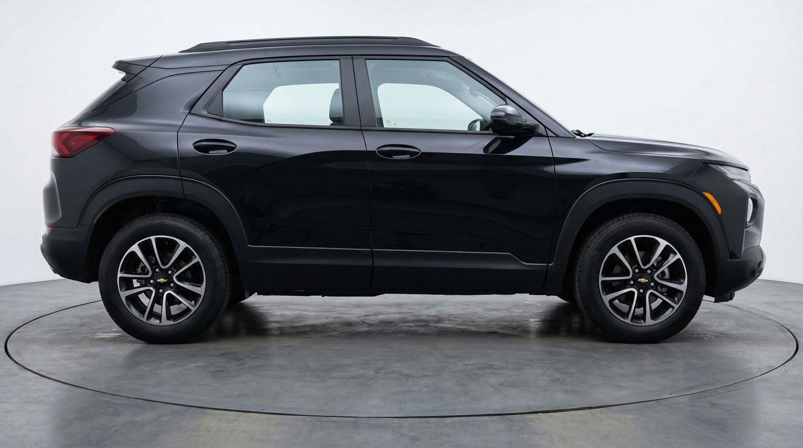 Used 2025 Chevrolet TrailBlazer LT FWD image 11