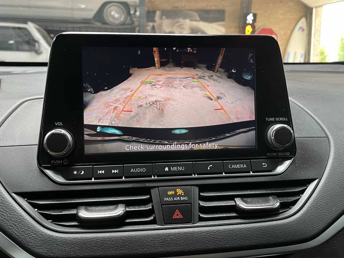 Used 2022 Nissan Altima 2.5 SV FWD image 21