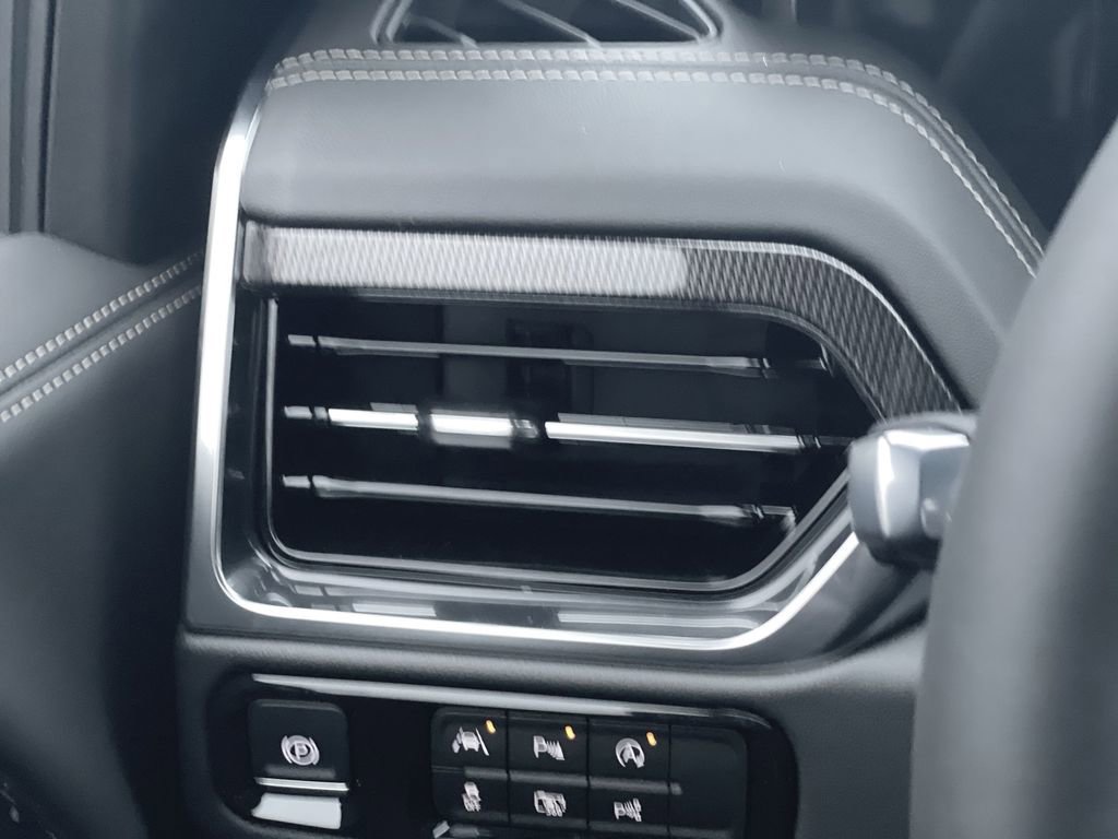 New 2026 GMC Yukon XL Elevation image 13