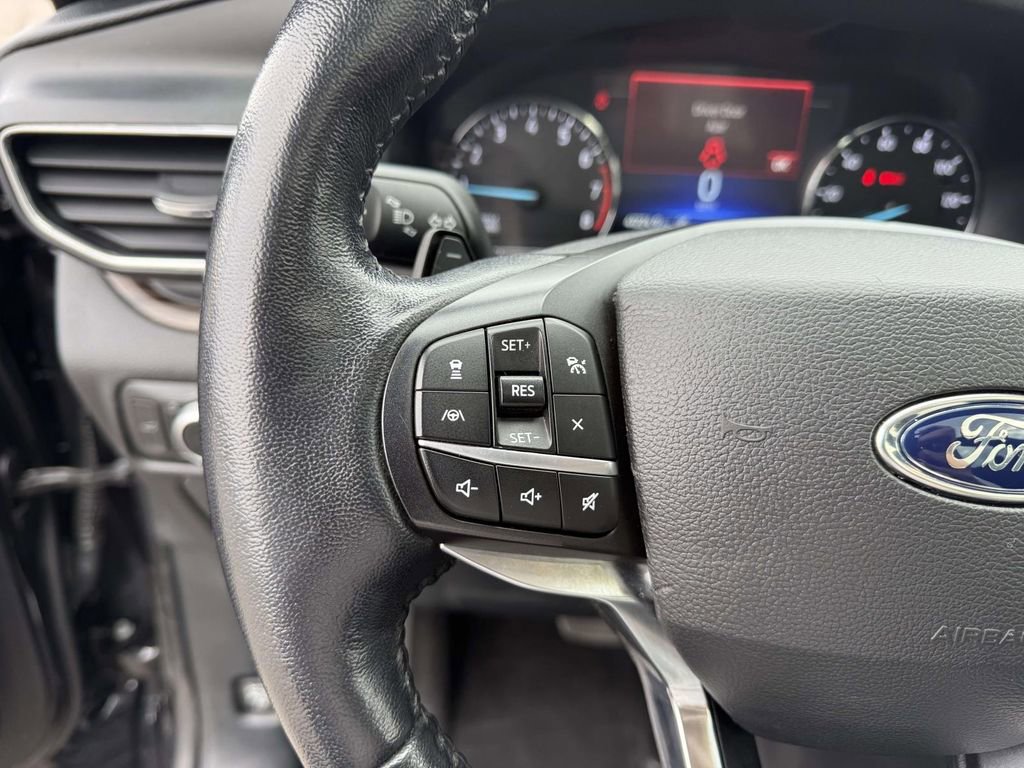 Used 2020 Ford Explorer Limited image 17