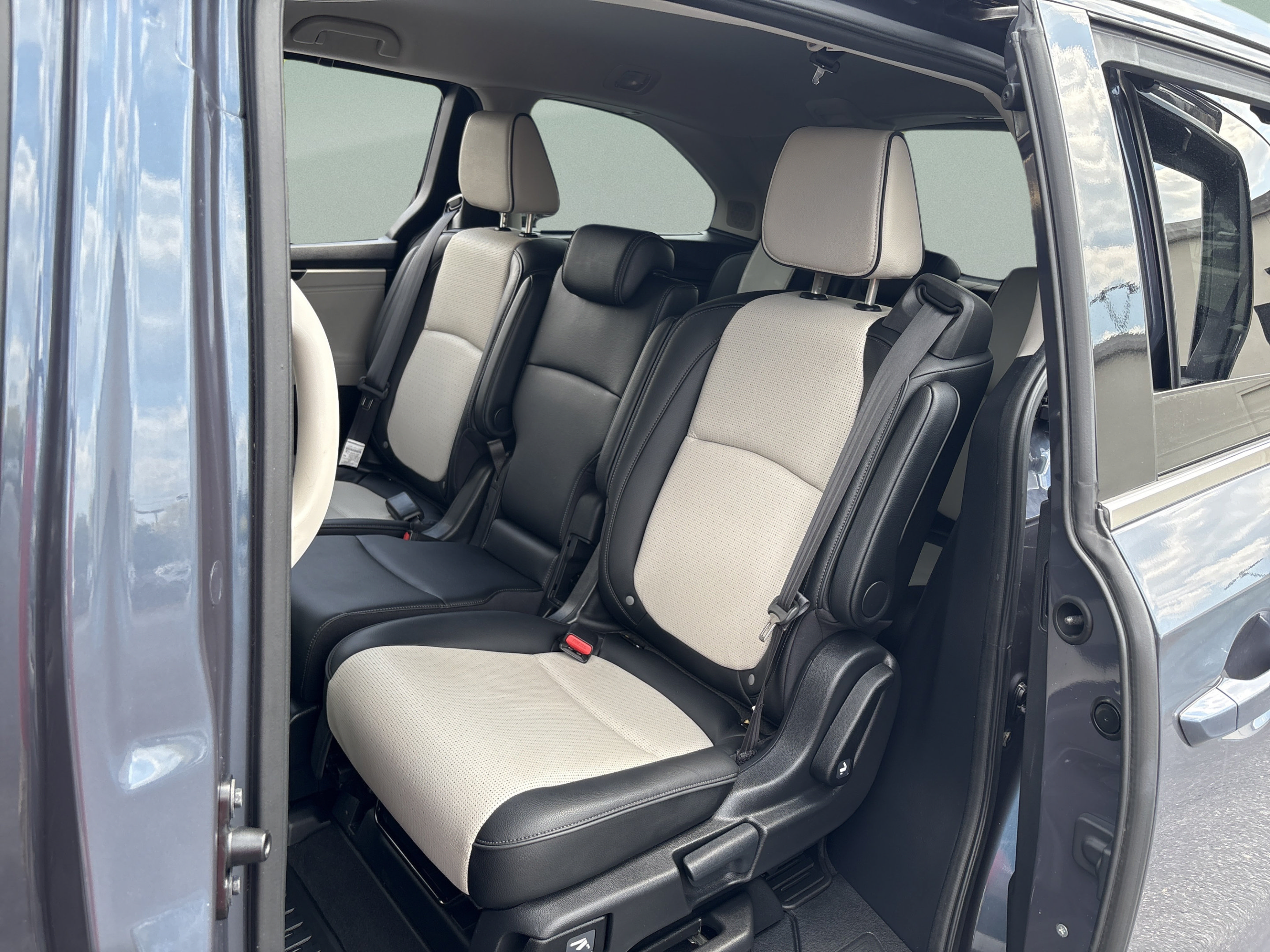 Certified 2025 Honda Odyssey Elite image 47