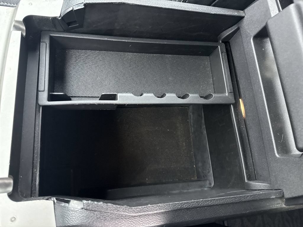 Used 2019 Ford F150 Lariat w/ Equipment Group 502A Luxury AWD/4WD image 38