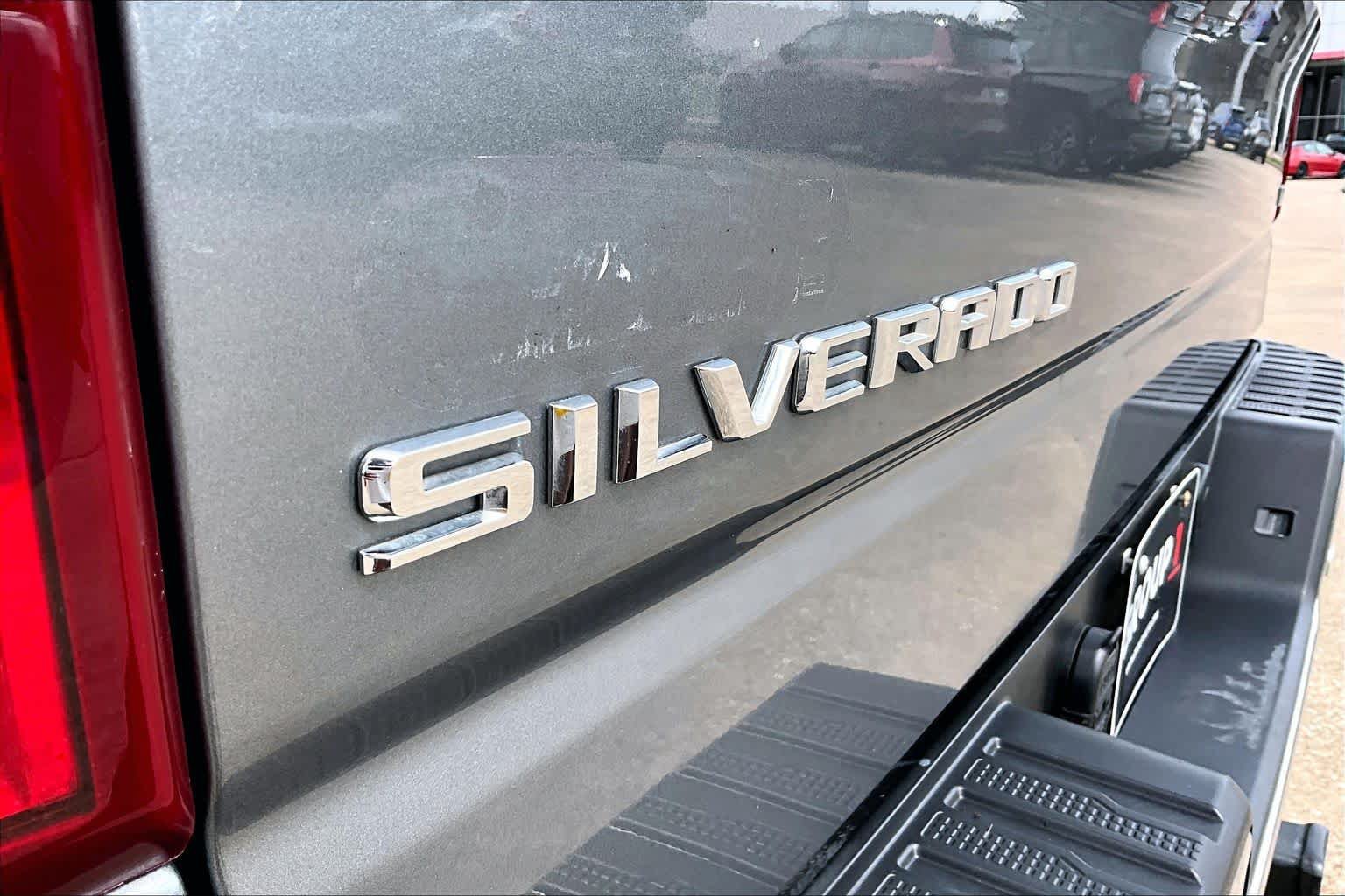 Used 2020 Chevrolet Silverado 1500 LTZ w/ LTZ Texas Edition RWD image 31