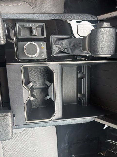 Used 2023 Toyota Tundra SR5 AWD/4WD image 17