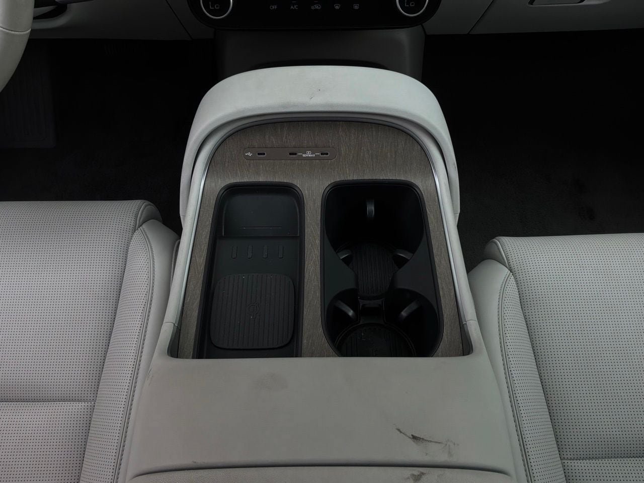 Used 2026 Hyundai Palisade SEL FWD image 21