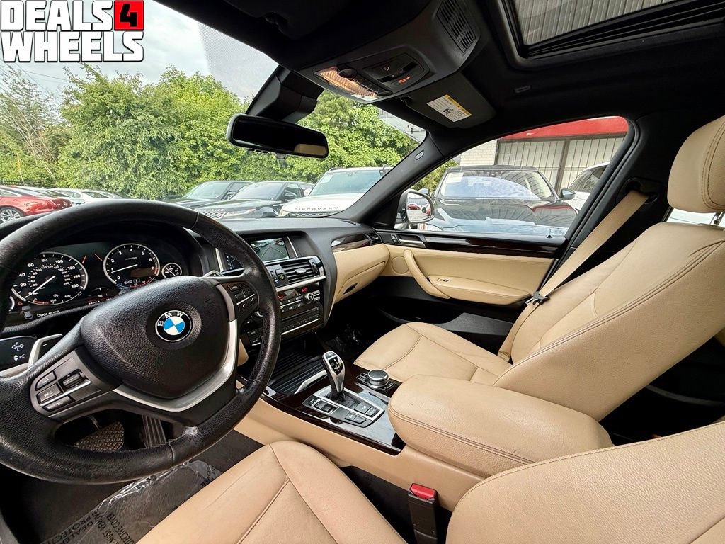 Used 2018 BMW X4 xDrive28i AWD/4WD image 16