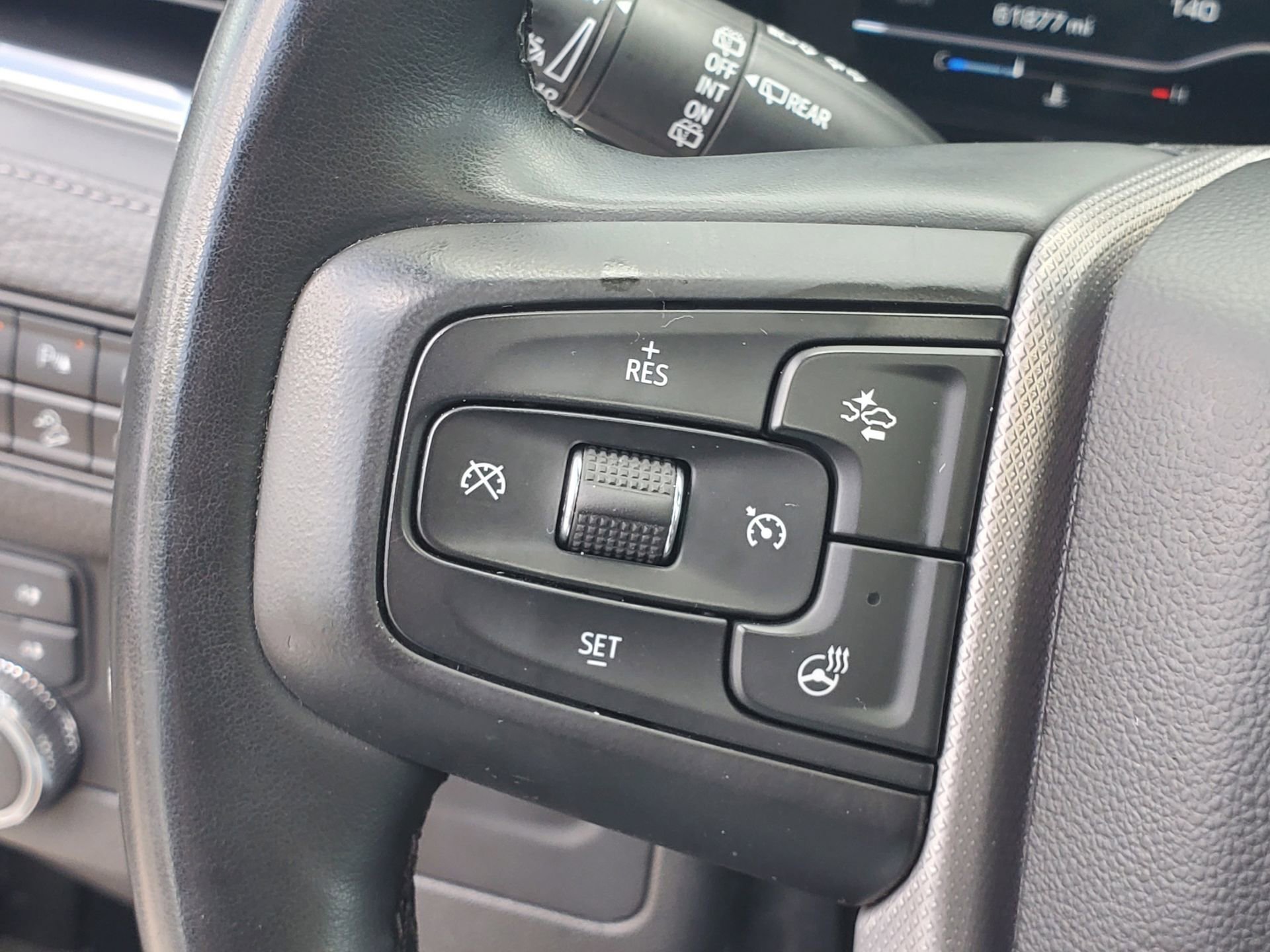 Used 2023 GMC Yukon XL Denali image 24