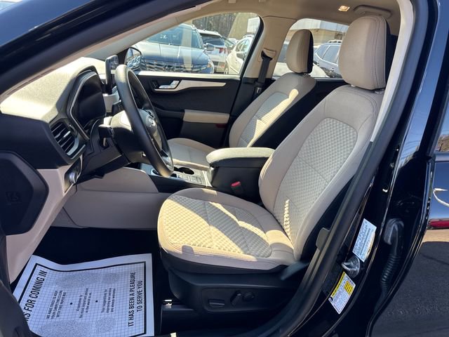 Used 2020 Ford Escape SE image 7