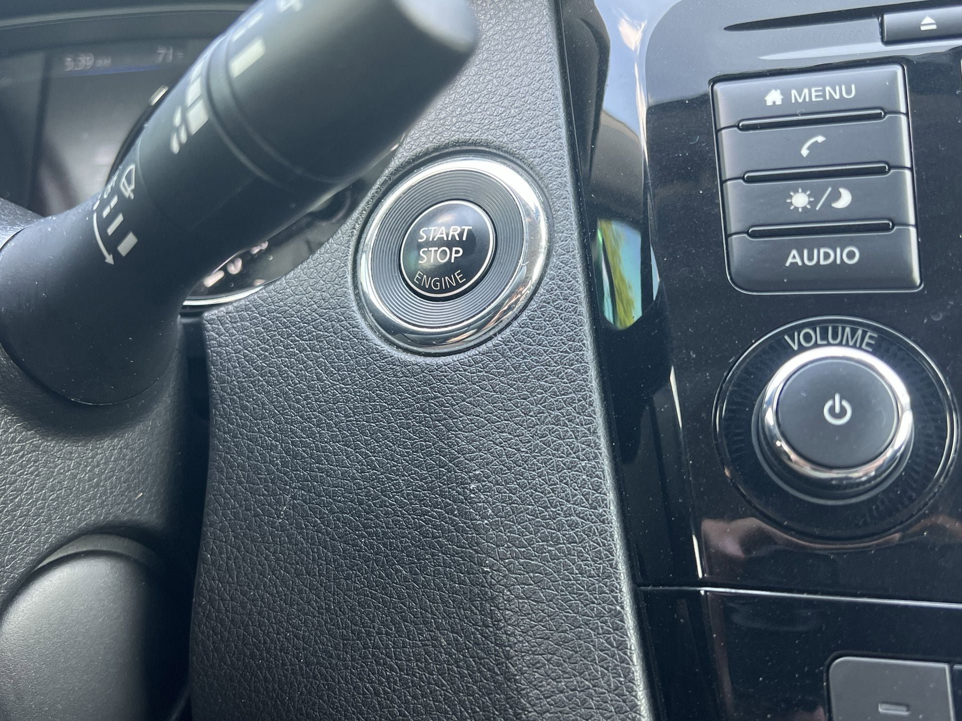 Used 2019 Nissan Rogue SV FWD image 6