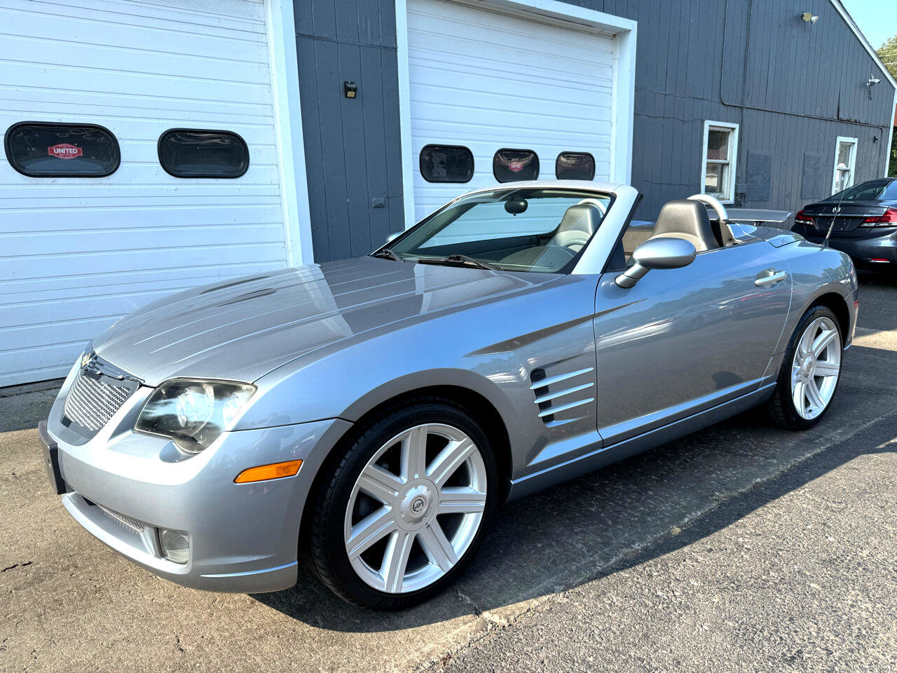 Used 2005 Chrysler Crossfire Limited