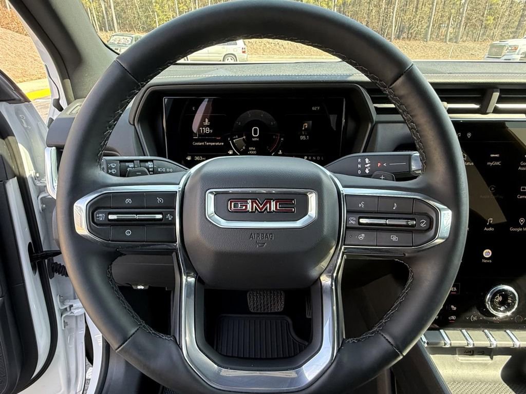 Used 2026 GMC Terrain Elevation image 21