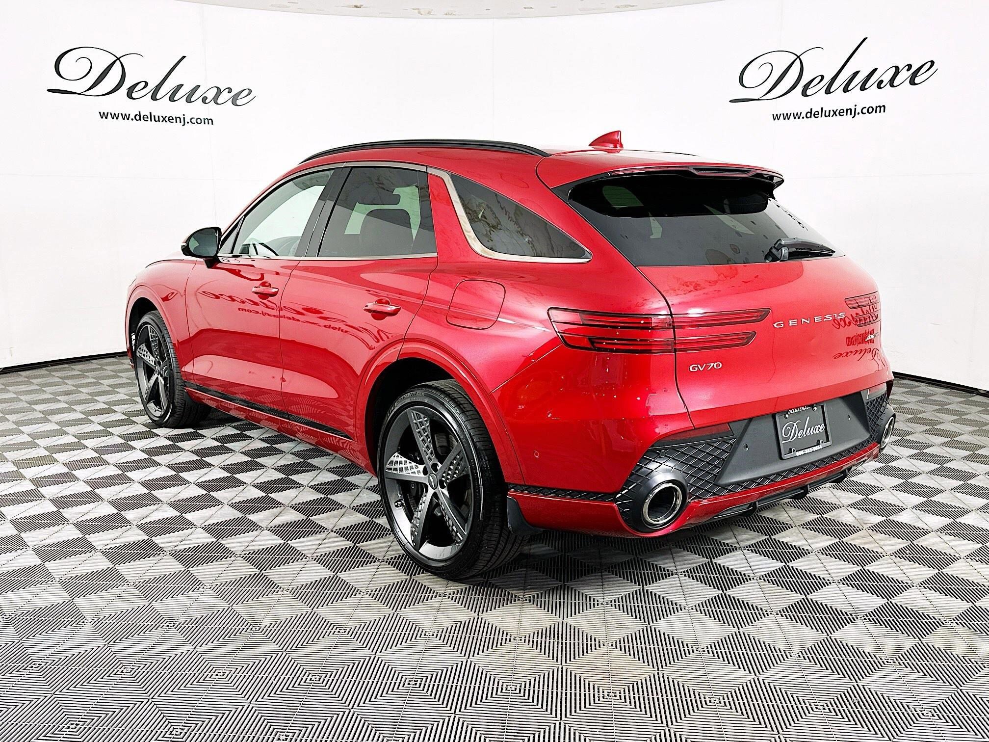 Used 2024 Genesis GV70 3.5T Sport w/ Sport Advanced Package AWD/4WD image 4
