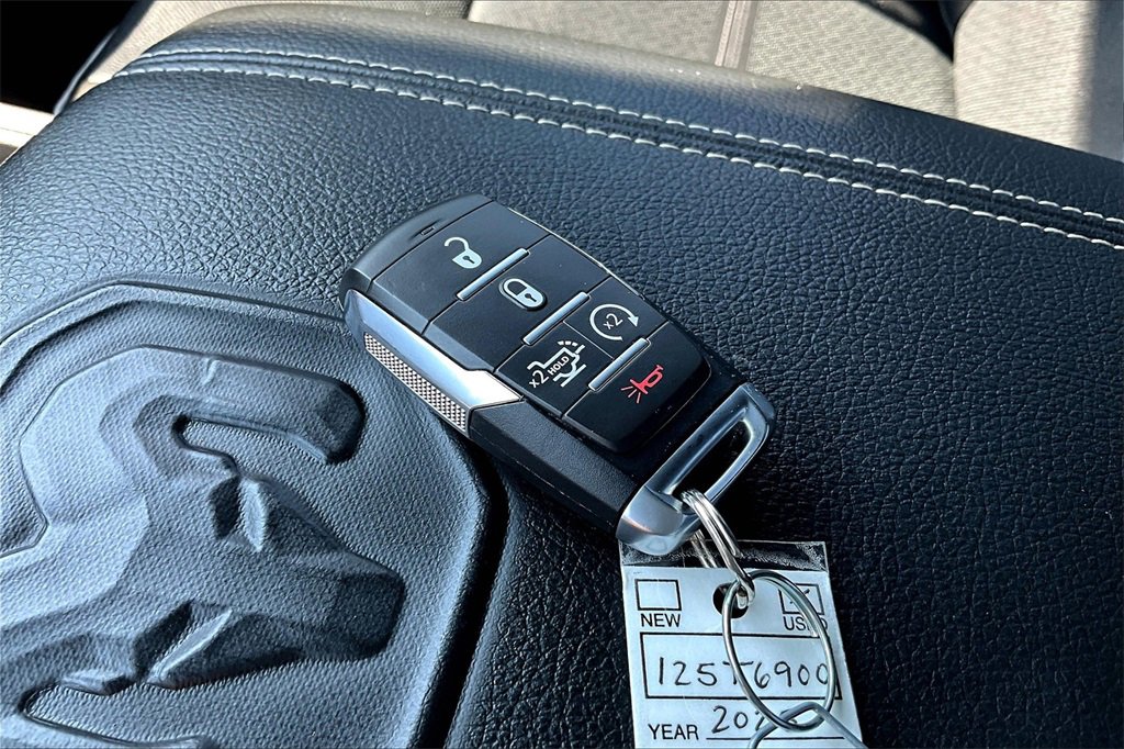 Used 2025 RAM 2500 Laramie w/ Night Edition image 11