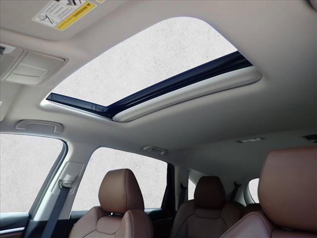 Used 2019 Acura MDX w/ Technology Package AWD/4WD image 14