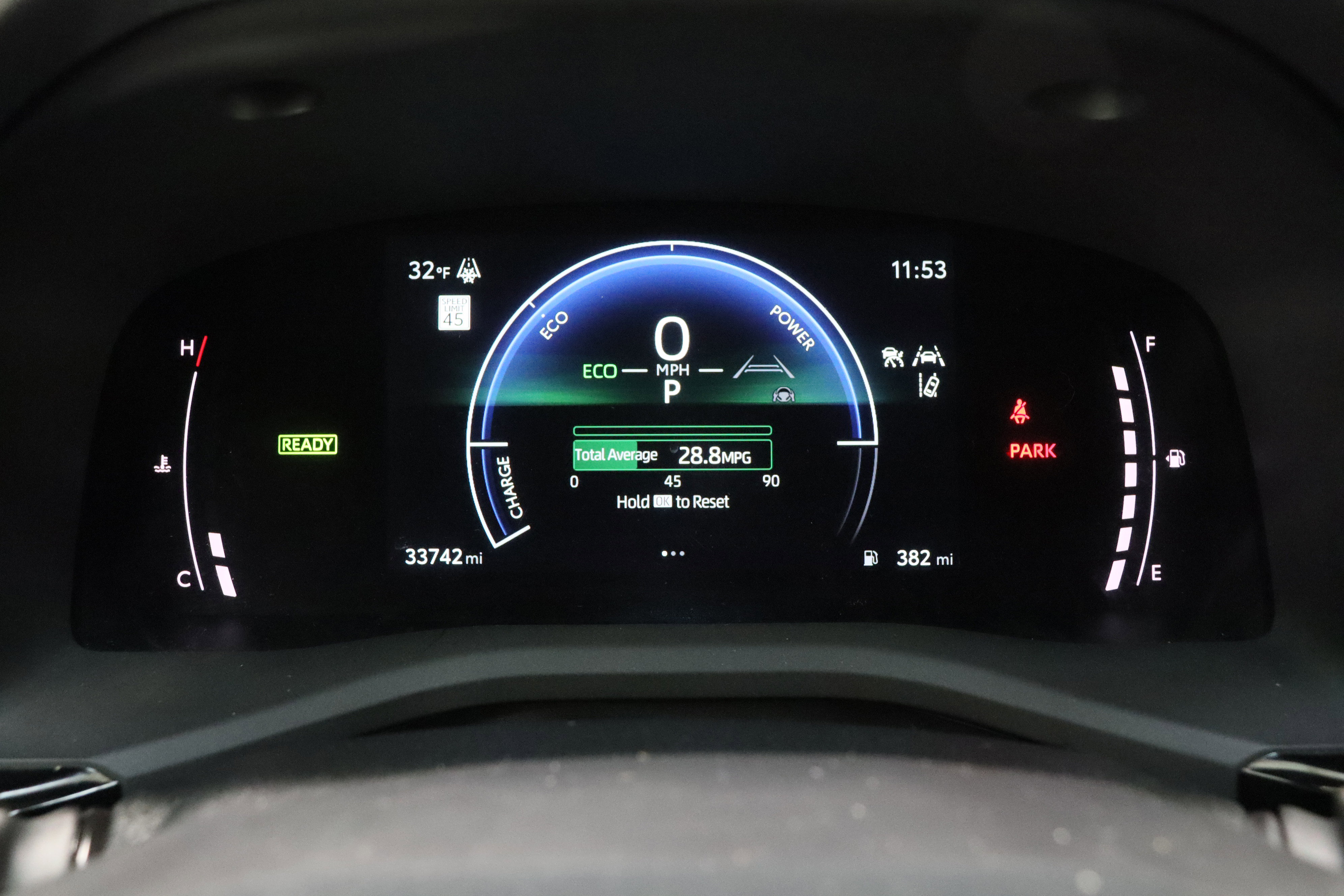 Used 2025 Toyota Camry SE image 39