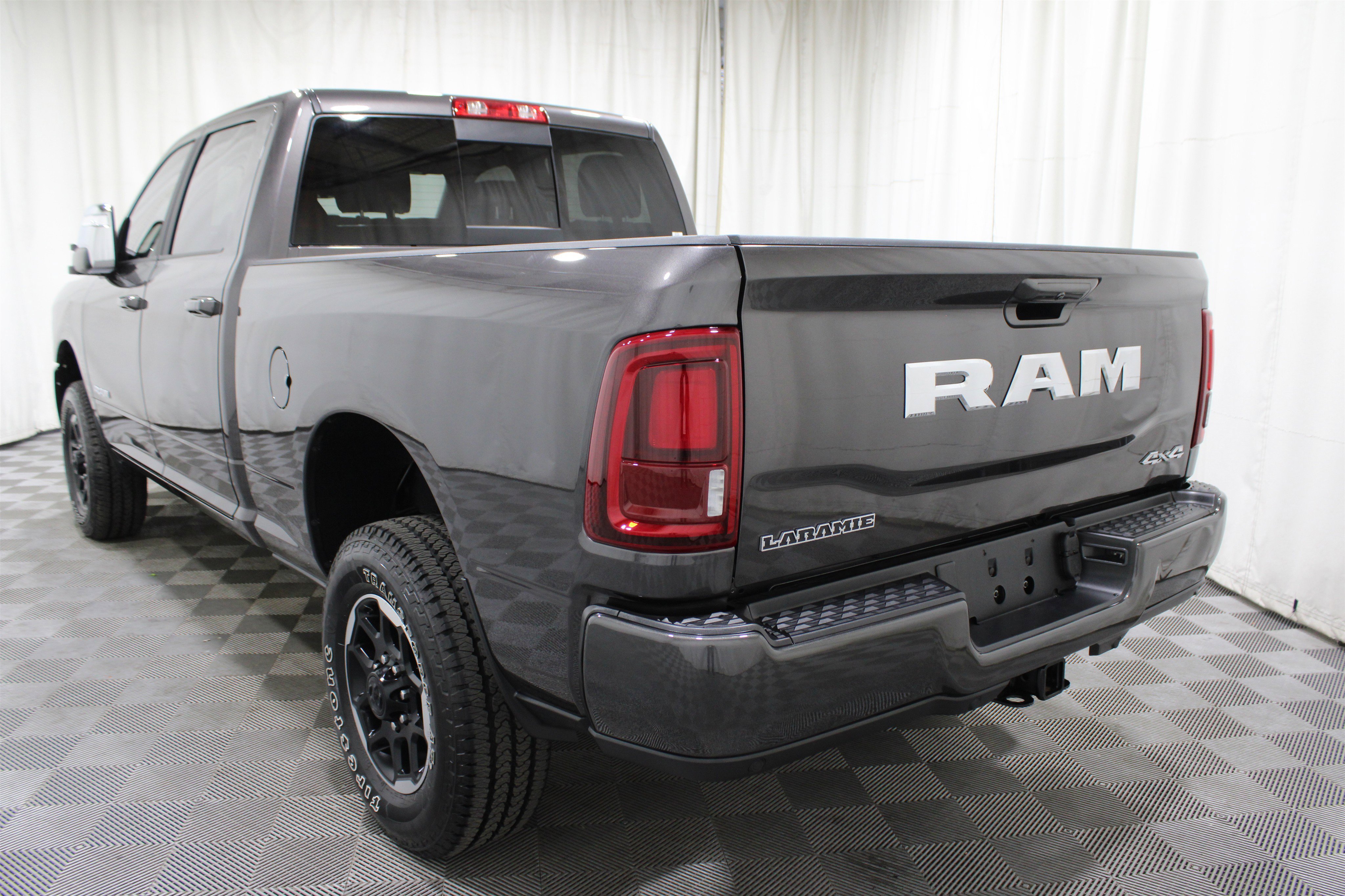 Used 2025 RAM 2500 Laramie image 45