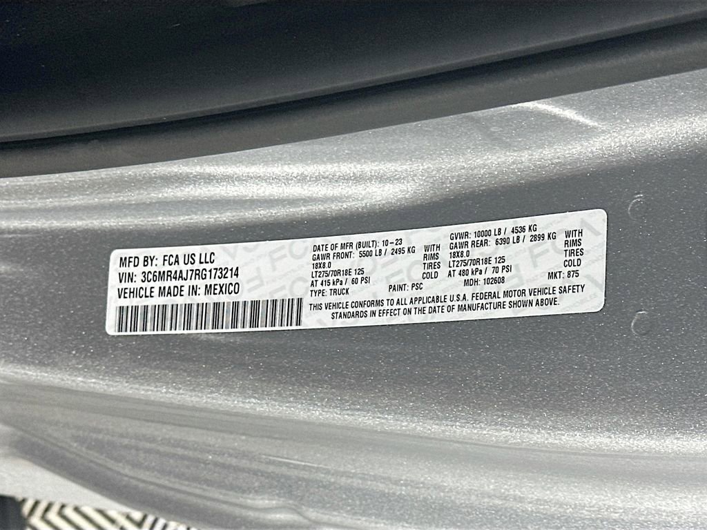 Used 2024 RAM 2500 Tradesman w/ Chrome Appearance Group image 35