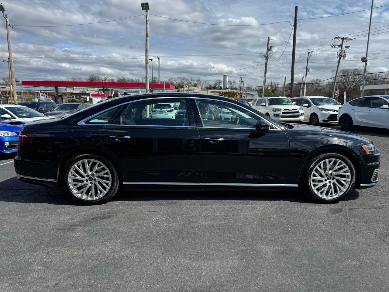 Used 2021 Audi A8 L 3.0T w/ Executive Plus Package image 4
