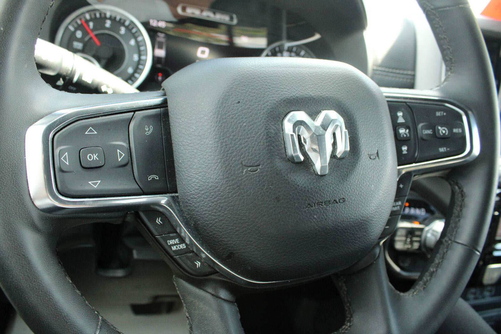 Used 2025 RAM 1500 Laramie AWD/4WD image 20