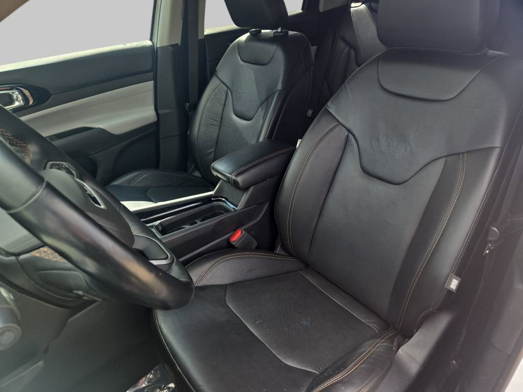 Used 2022 Jeep Compass Limited image 17