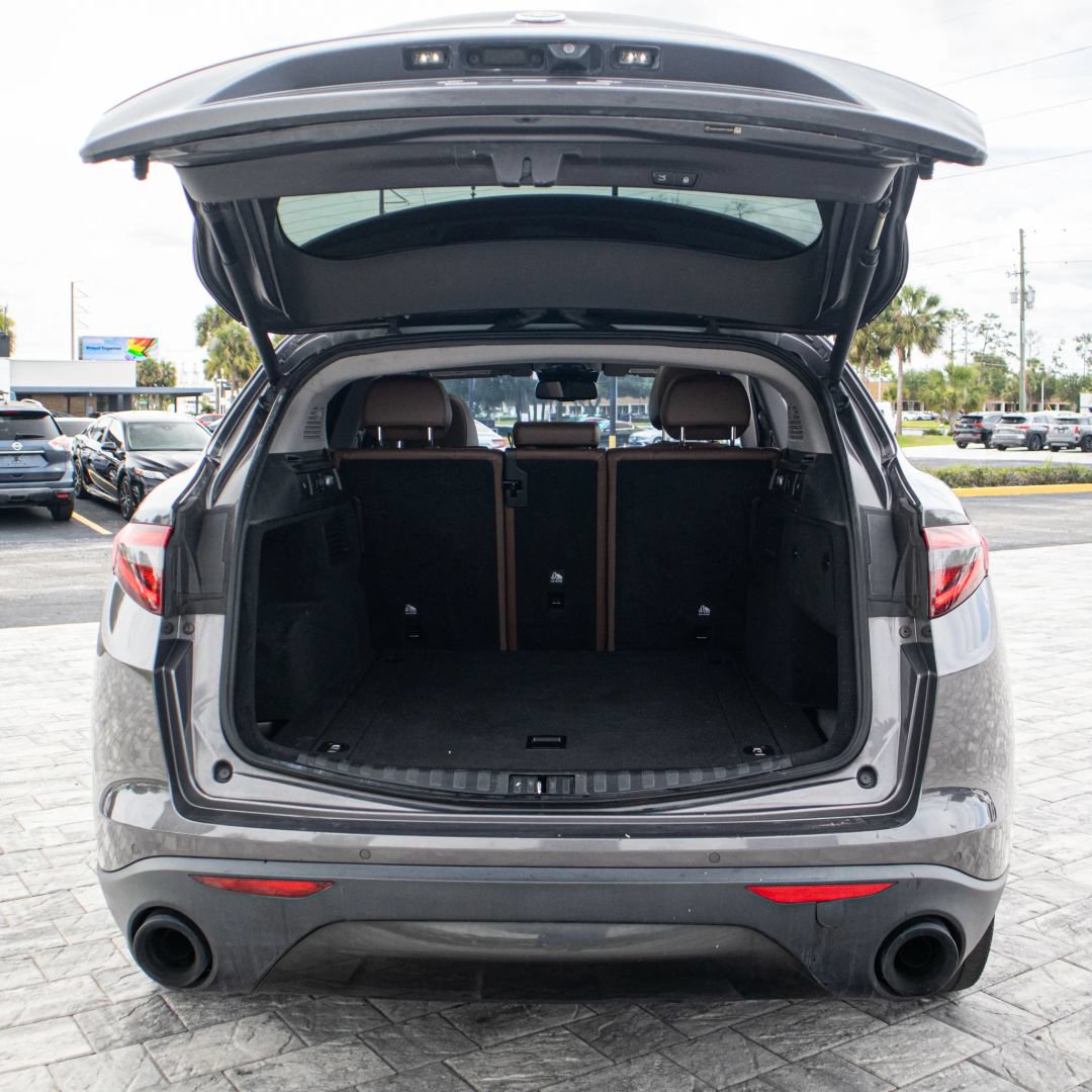 Used 2019 Alfa Romeo Stelvio w/ Nero Edizione RWD image 7