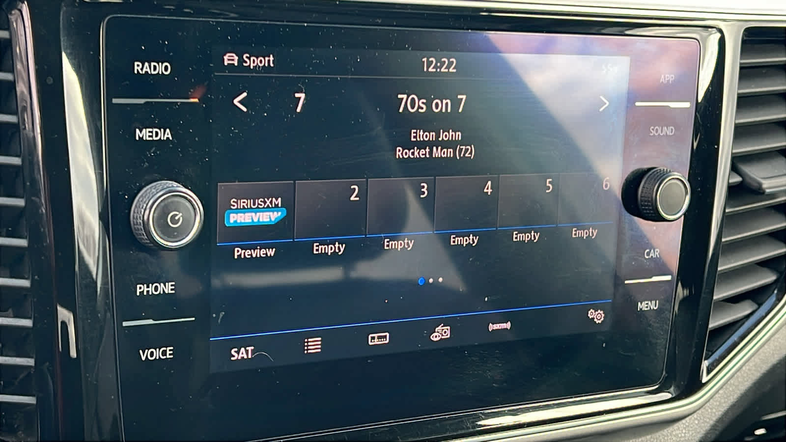 Used 2018 Volkswagen Atlas SEL image 15