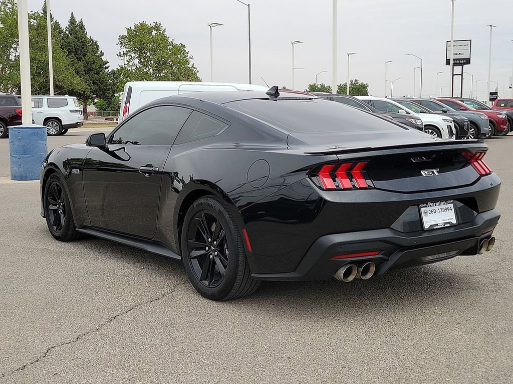 Used 2024 Ford Mustang GT RWD image 7