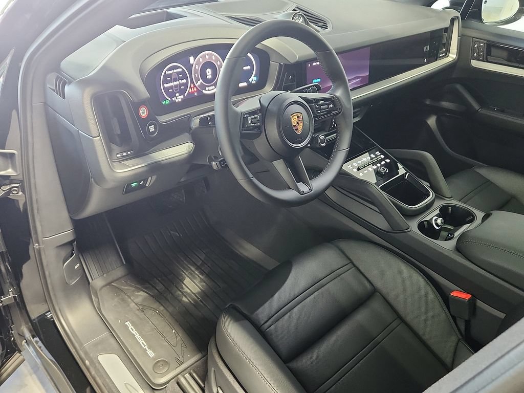 New 2026 Porsche Cayenne Coupe AWD/4WD image 4