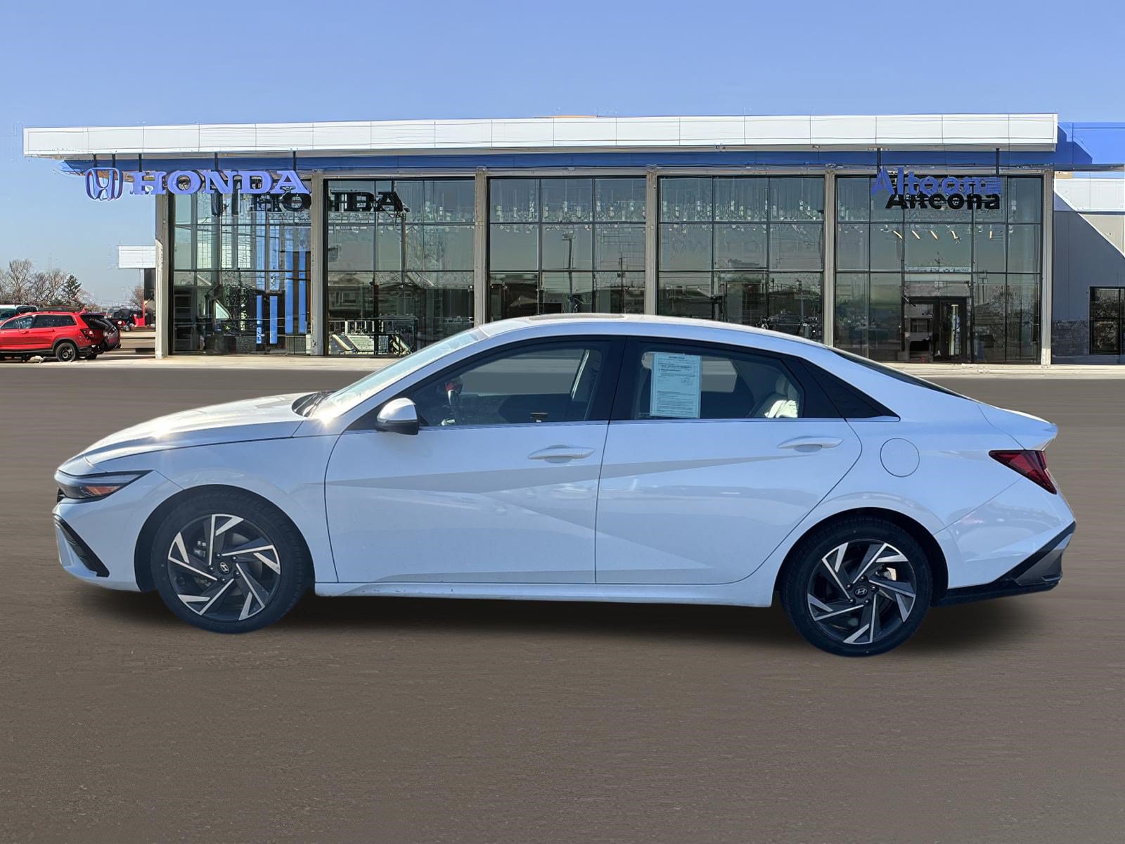 Used 2025 Hyundai Elantra Limited FWD image 2