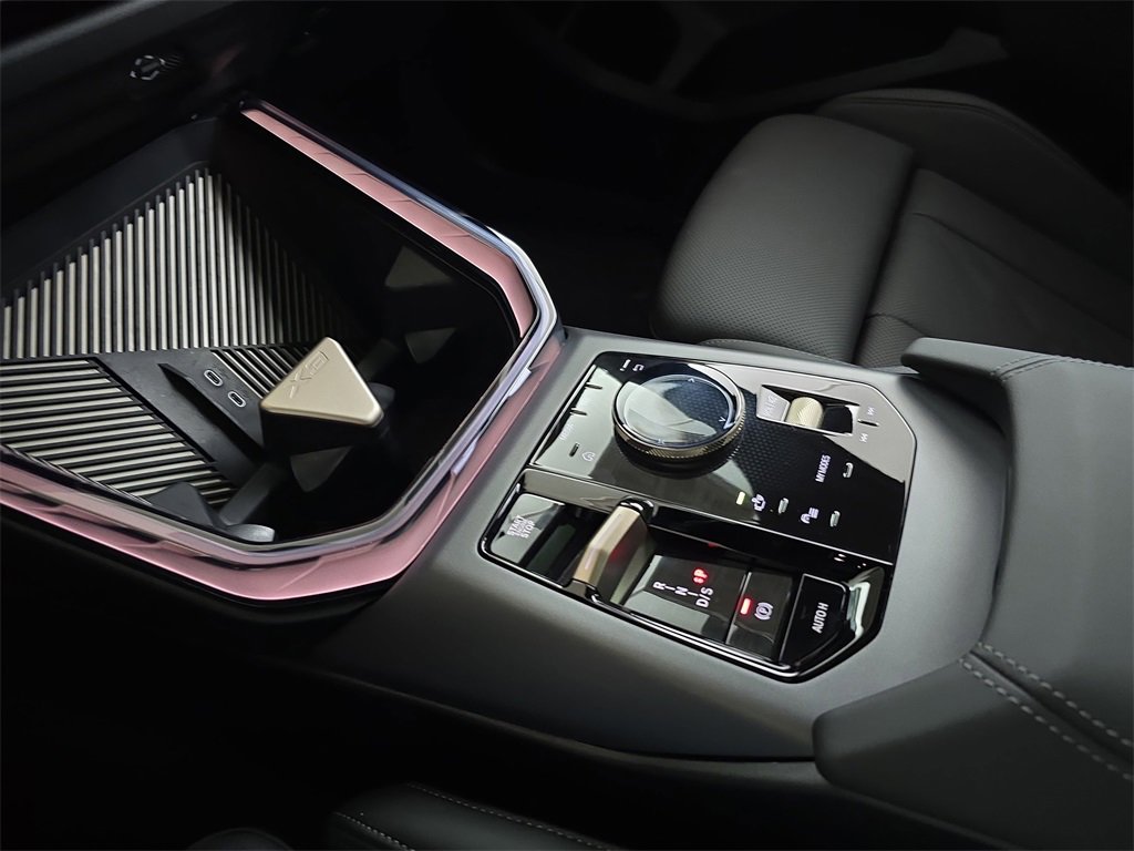 Used 2025 BMW X3 xDrive30i w/ Convenience Package image 28