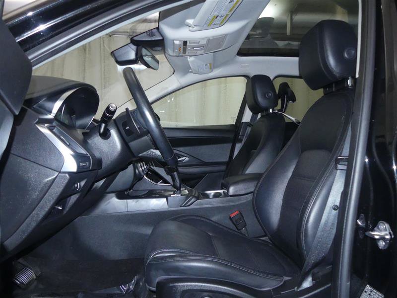 Used 2020 Jaguar E-PACE SE AWD/4WD image 21