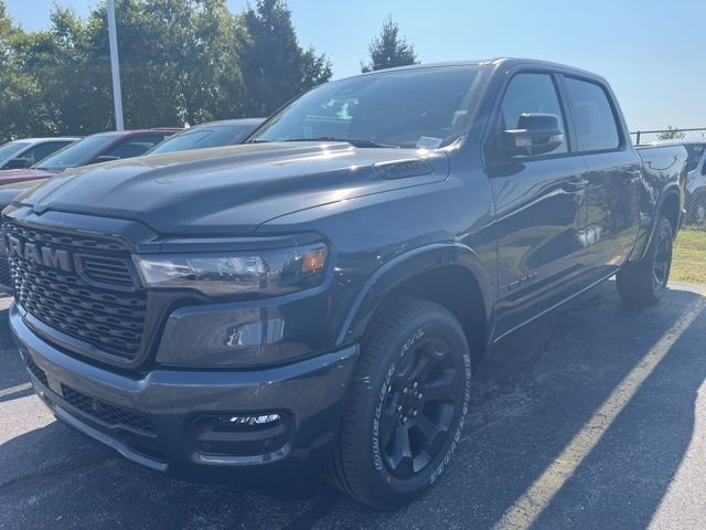 New 2026 RAM 1500 4x4 Crew Cab image 3